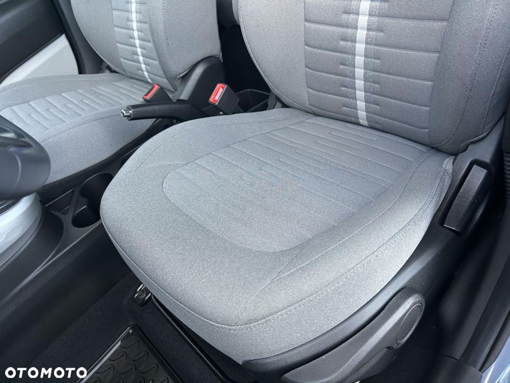 Hyundai i10 - 11