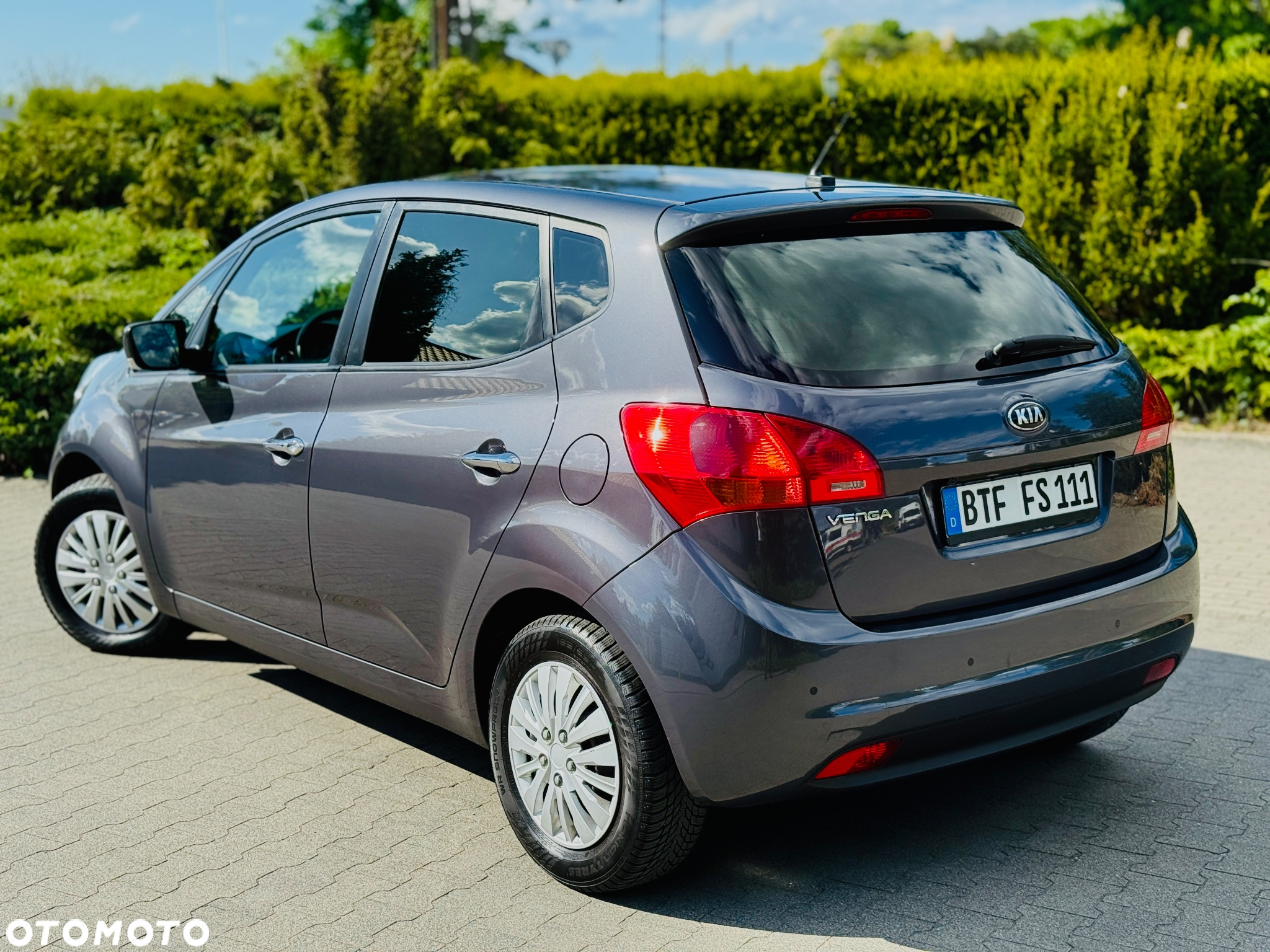 Kia Venga 1.6 CVVT Titanium Collection - 28