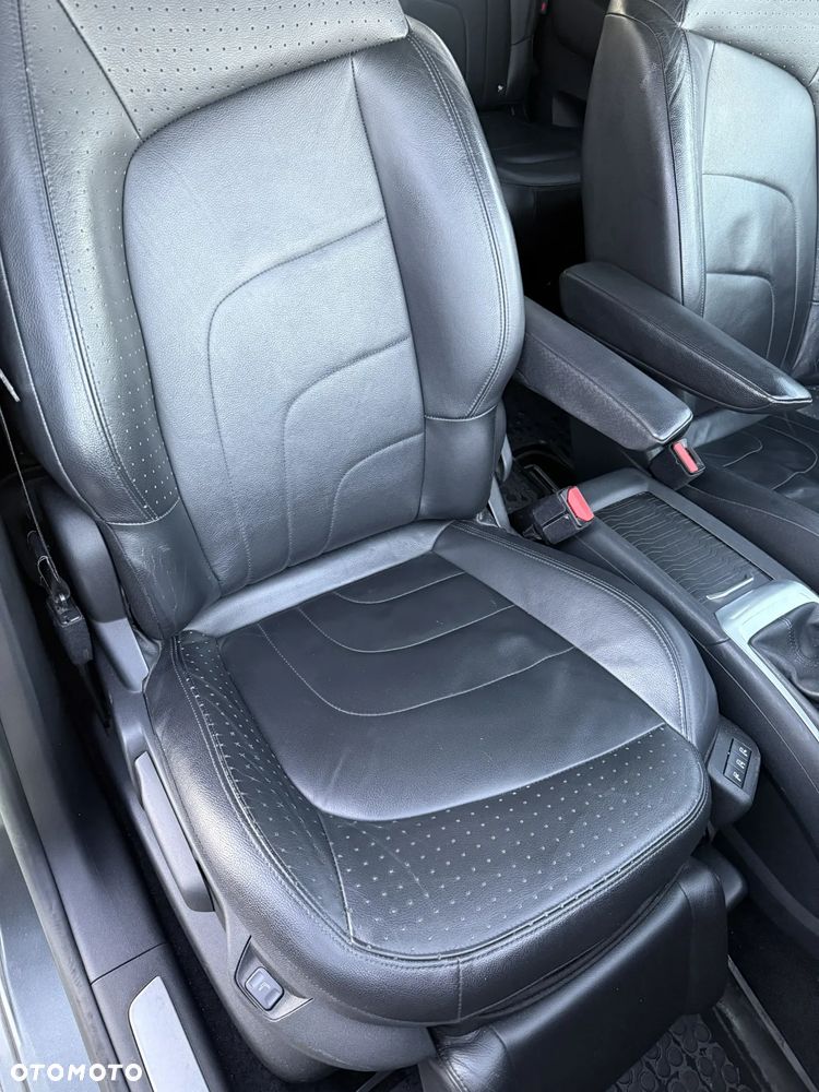 Citroën C4 Picasso - 10