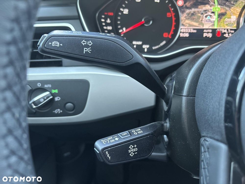 Audi A4 Allroad - 12