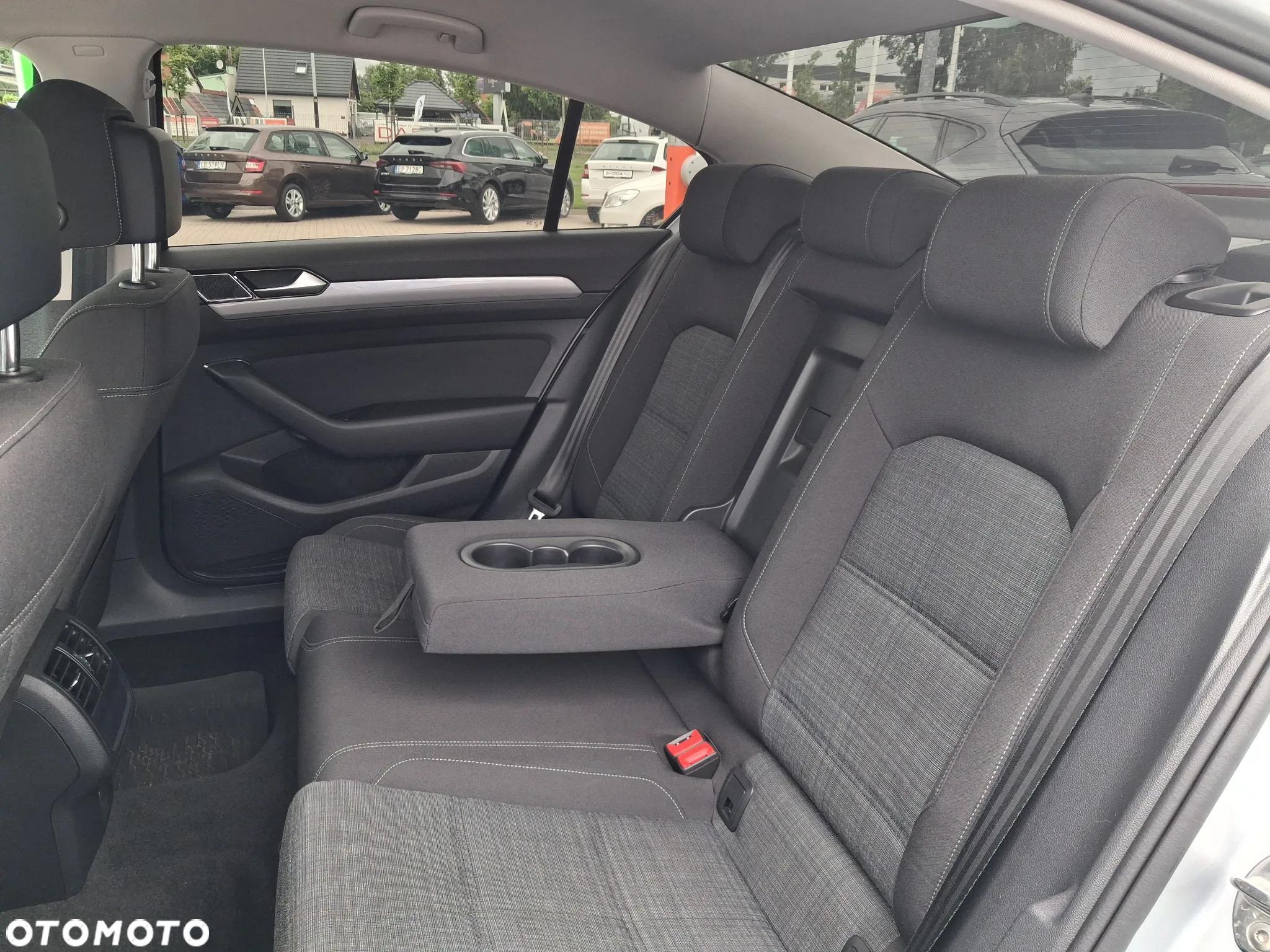 Volkswagen Passat 1.5 TSI EVO Business - 17