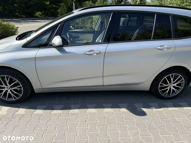 BMW Seria 2 218d GT - 2