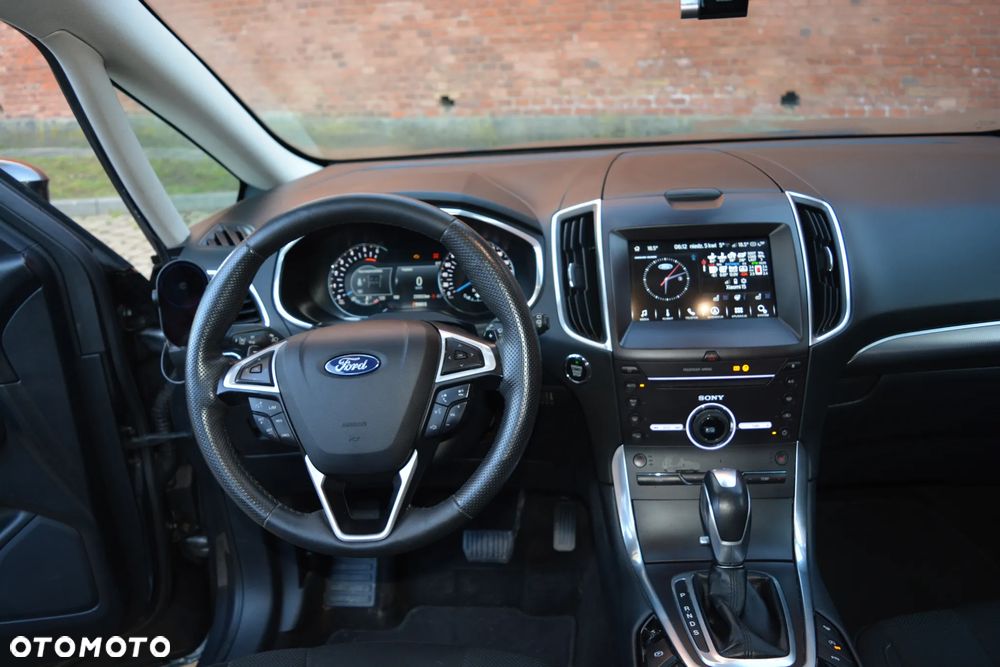Ford S-Max 2.0 TDCi Titanium PowerShift - 8