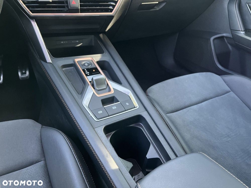 Cupra Formentor 1.5 e-Hybrid PHEV DSG - 33