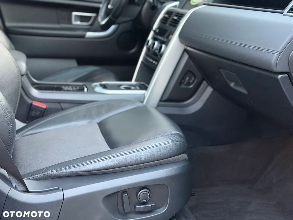 Land Rover Discovery Sport 2.0 Si4 S - 32