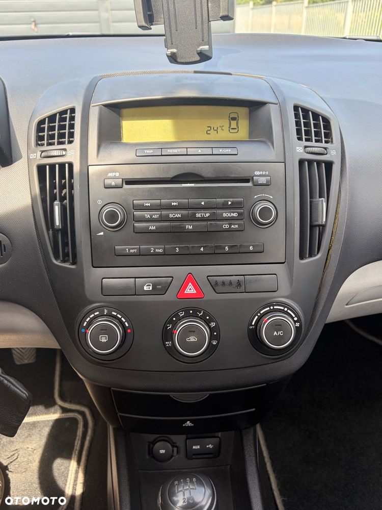 Kia Ceed 1.6 Comfort - 11