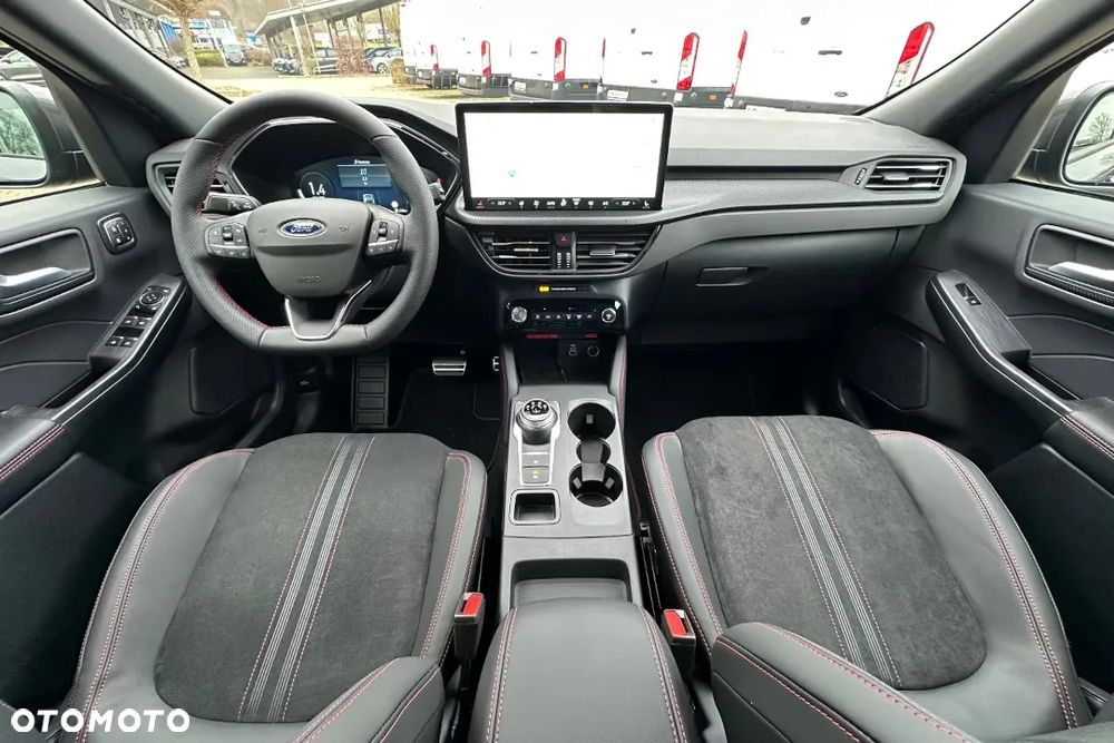 Ford Kuga 2.5 Duratec FHEV ST-LINE X - 11