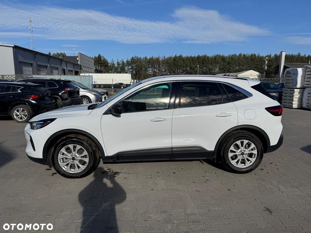 Ford Kuga - 4