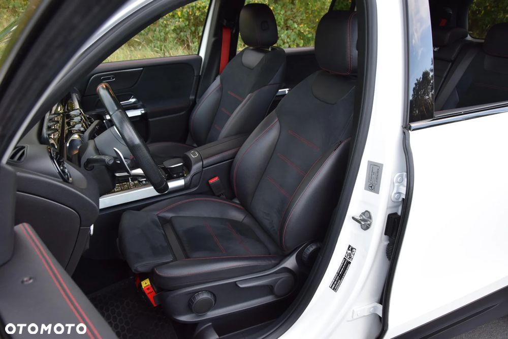 Mercedes-Benz GLB AMG 35 4-Matic - 15