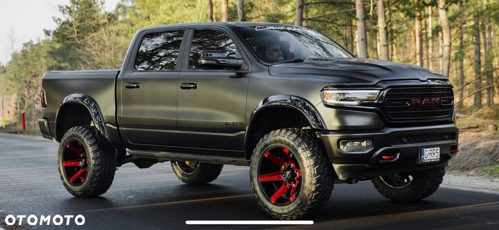 Dodge RAM 5.7 4x4 - 1