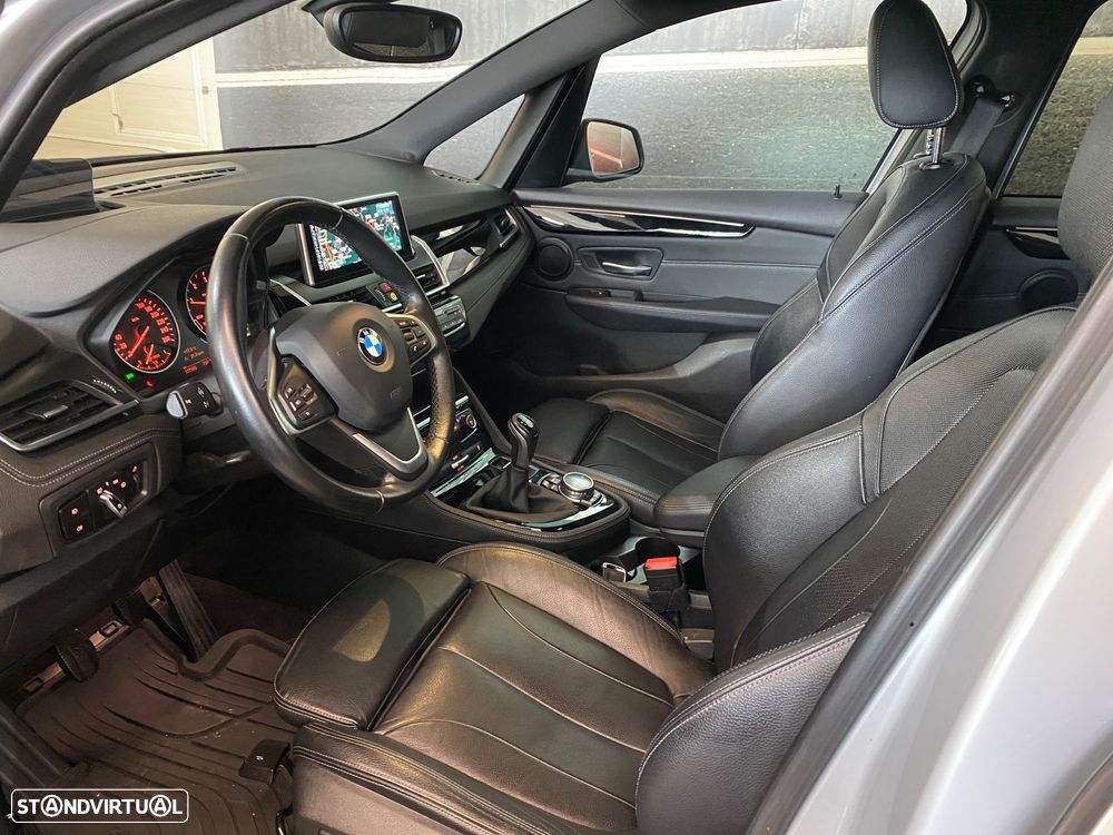 BMW 218 Active Tourer d Line Sport - 5