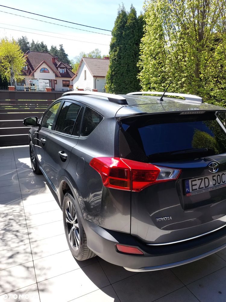 Toyota RAV4 2.0 D-4D Prestige - 19