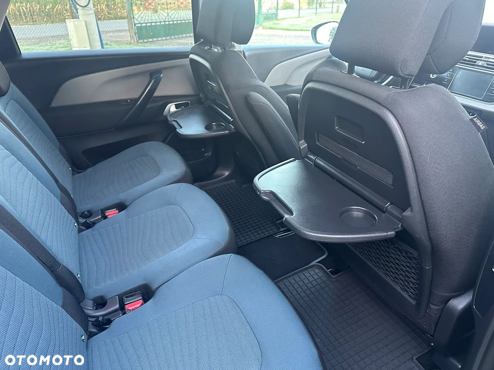 Citroën C4 Picasso - 12