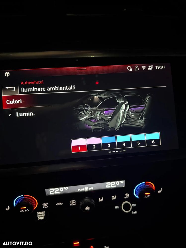 Audi Q3 Sportback 2.0 40 TFSI quattro S tronic S Line - 39