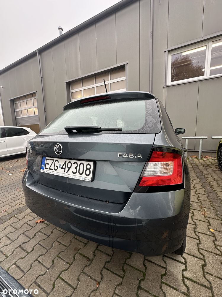 Skoda Fabia - 3