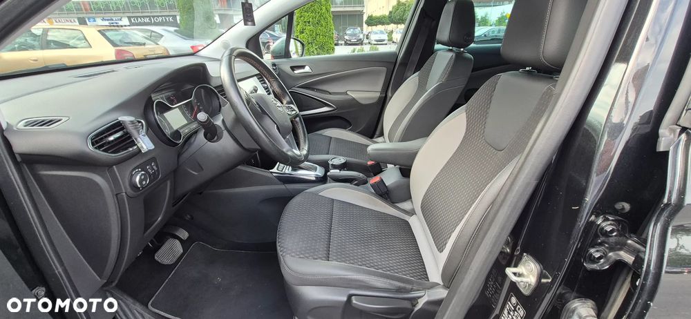 Opel Crossland X 1.2 T Design Line S&S - 16