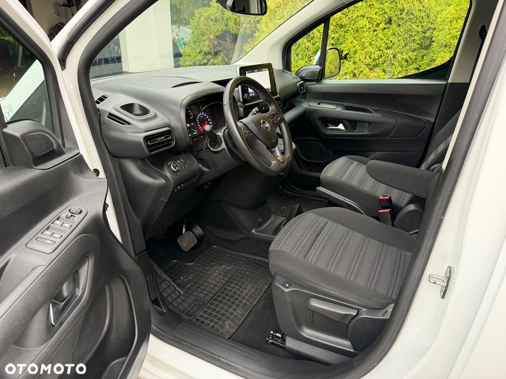 Opel Combo XL 1.5 D Automatik Start/Stop Innovation - 26