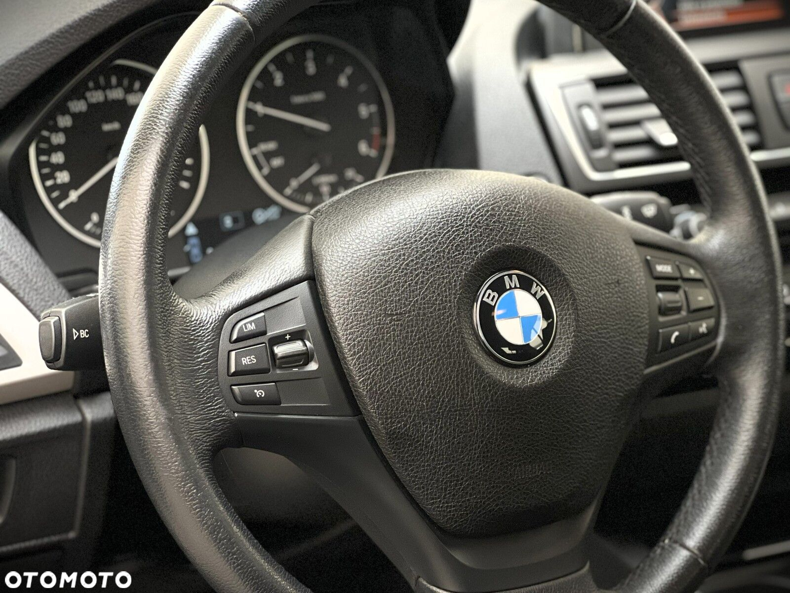 BMW Seria 1 - 29