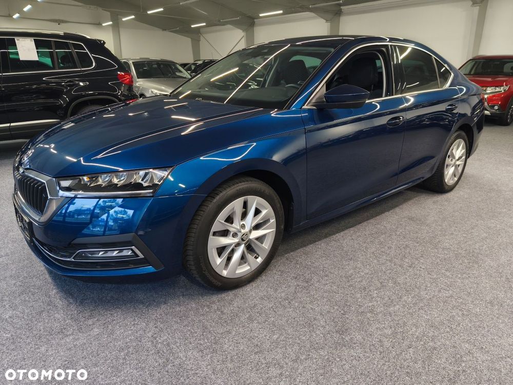 Skoda Octavia 2.0 TDI DSG Exclusive - 2