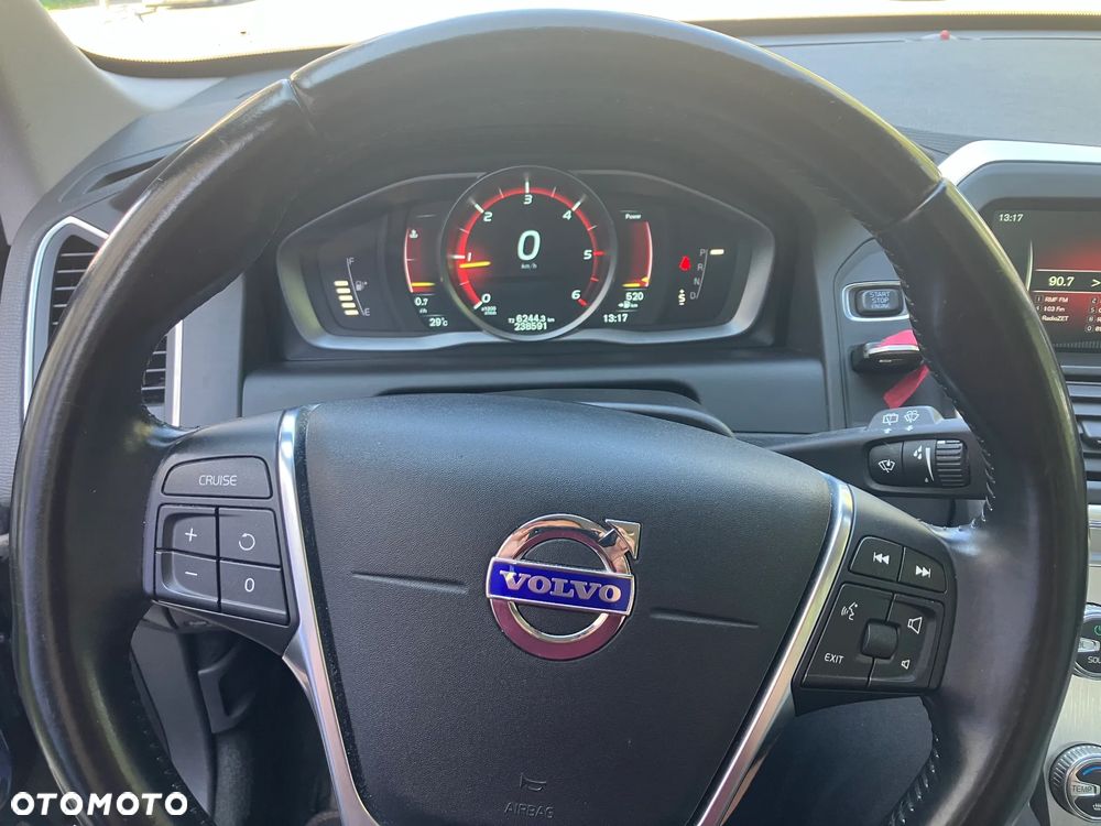 Volvo XC 60 D4 Drive-E Ocean Race - 1