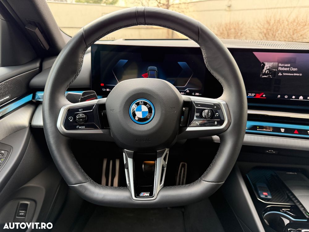 BMW i5 eDrive40 - 13