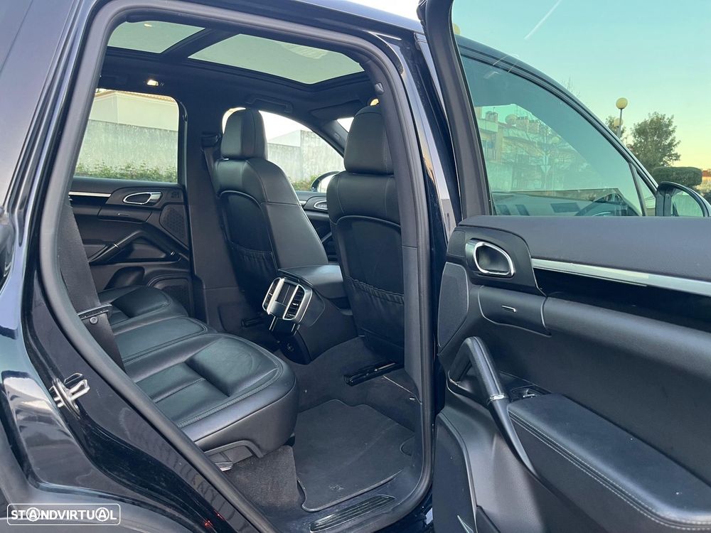 Porsche Cayenne S E-Hybrid - 27