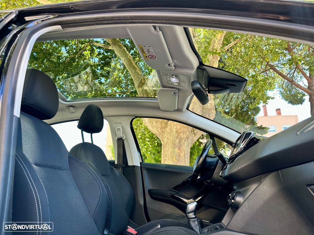 Peugeot 208 82 VTI Allure - 25