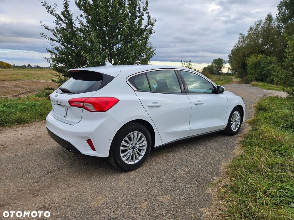 Ford Focus 1.5 EcoBlue Start-Stopp-System TITANIUM - 8