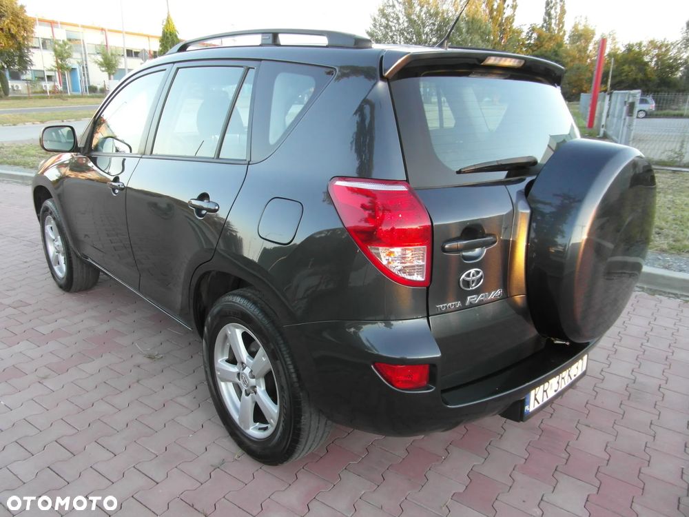 Toyota RAV4 2.0 VVT-i Sol - 4