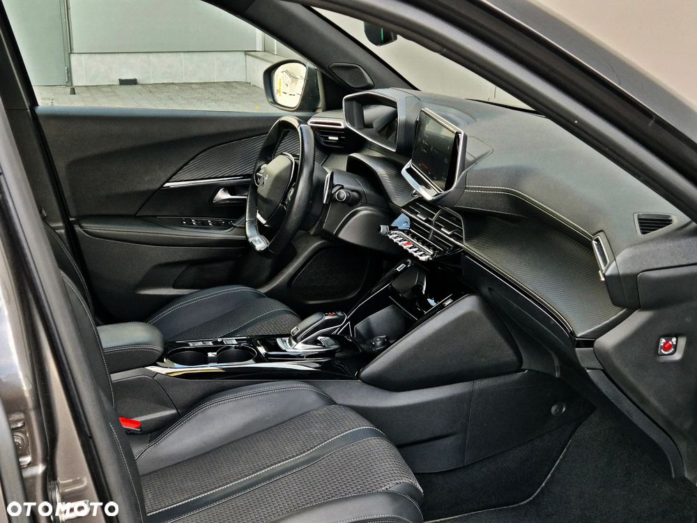 Peugeot 2008 1.5 BlueHDi GT S&S EAT8 - 25
