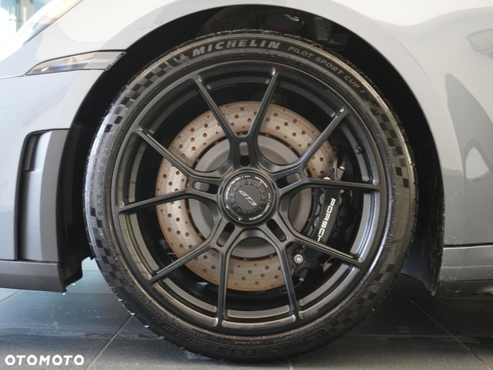 Porsche 911 GT3 PDK - 11