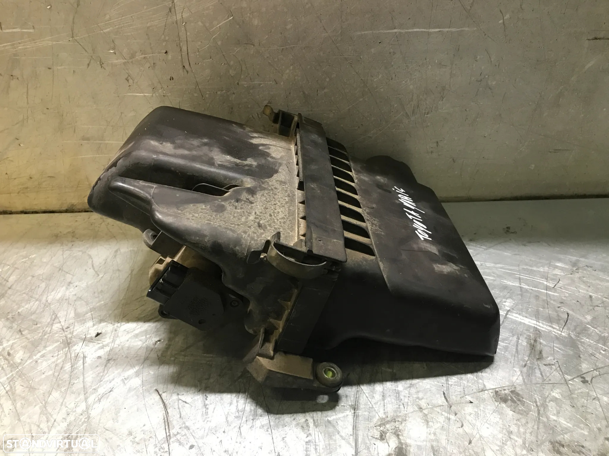 CAIXA DO FILTRO DE AR TOYOTA YARIS 1.0VVTI 22020-23010 - 2