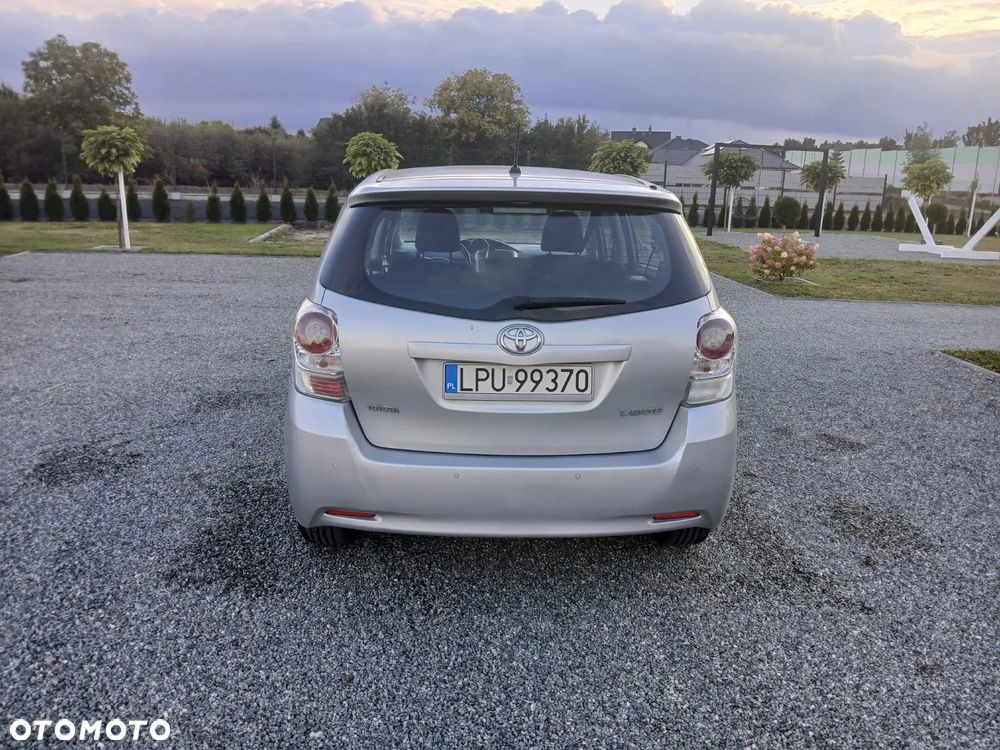 Toyota Verso 2.0 D-4D Premium 7os - 4