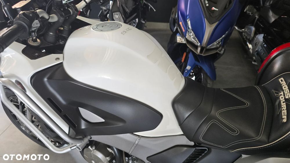 Honda VFR - 7