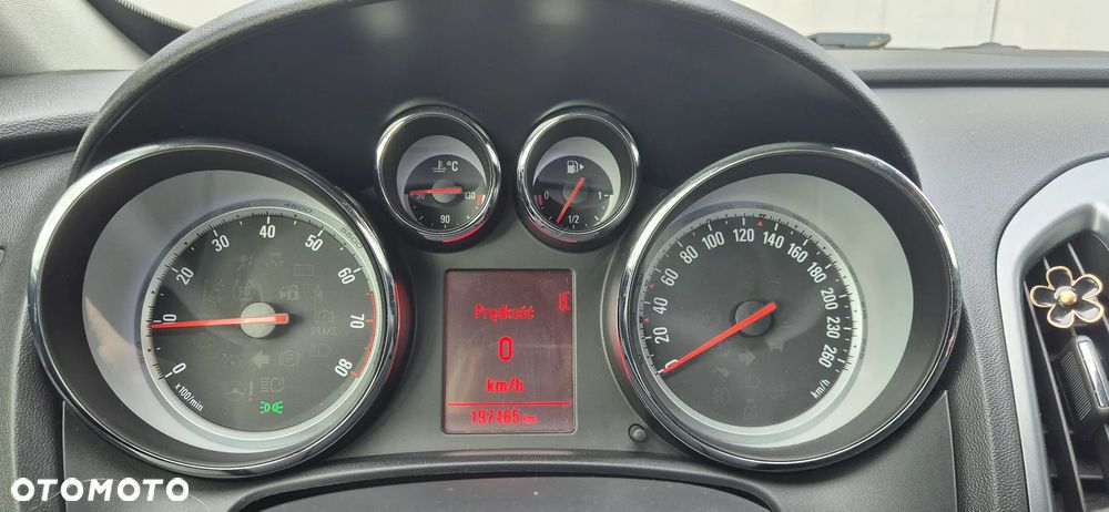 Opel Astra 1.6 T Sport - 17