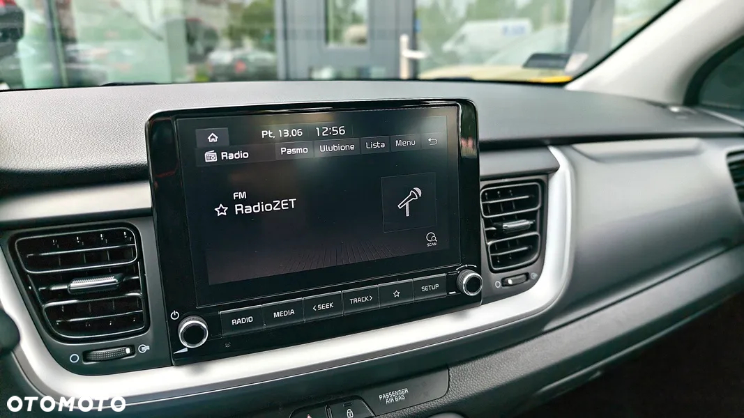 Kia Stonic - 23
