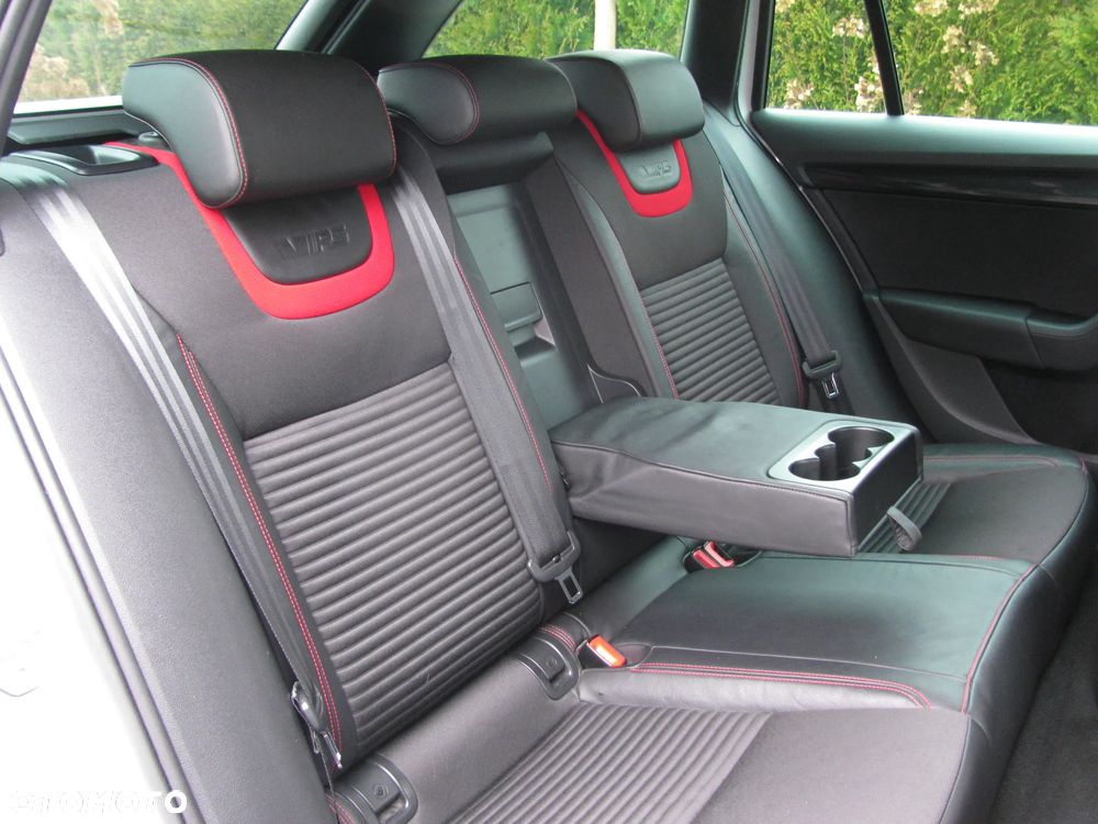 Skoda Octavia 2.0 TDI (Green tec) RS - 28