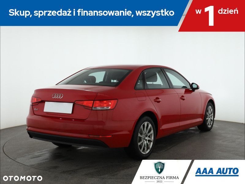 Audi A4 Limousine - 7