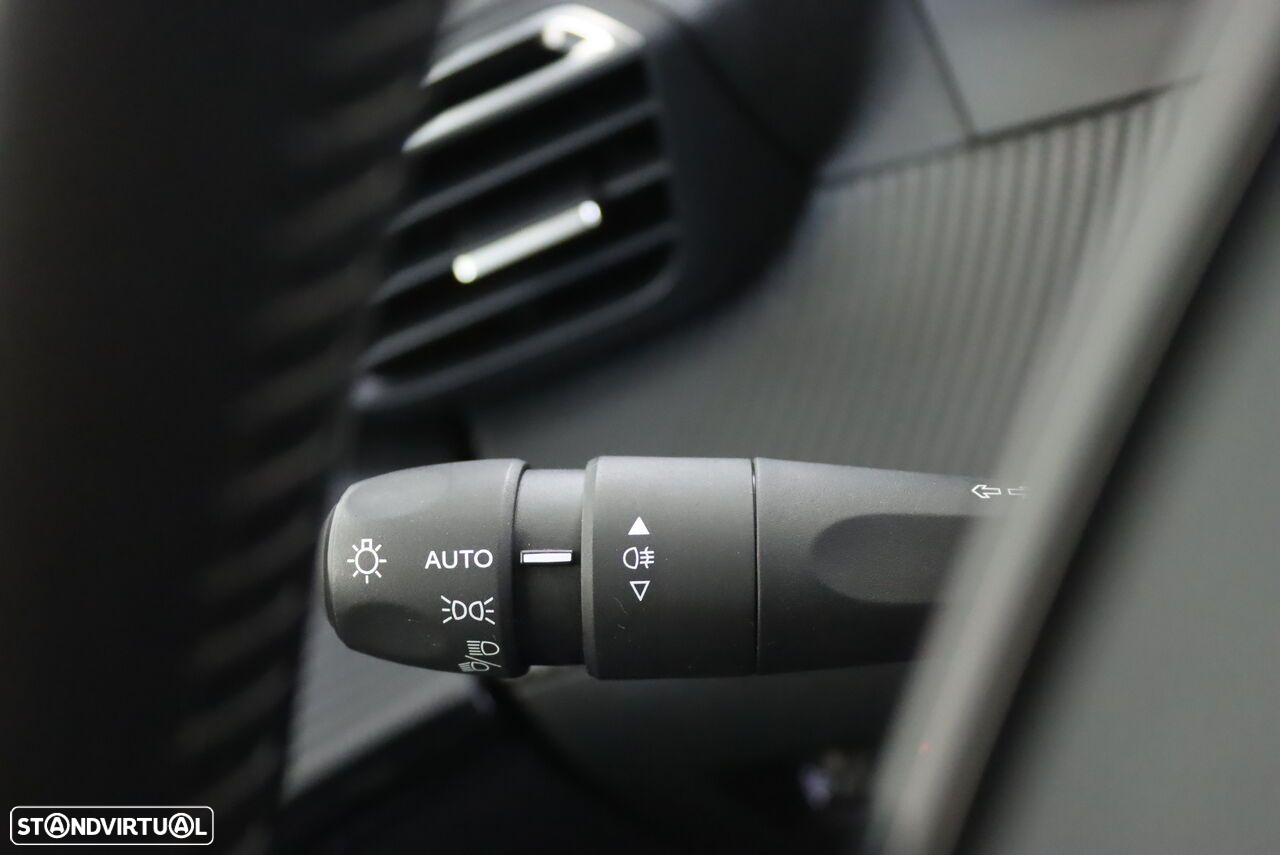 Peugeot e-208 50 kWh Active - 13