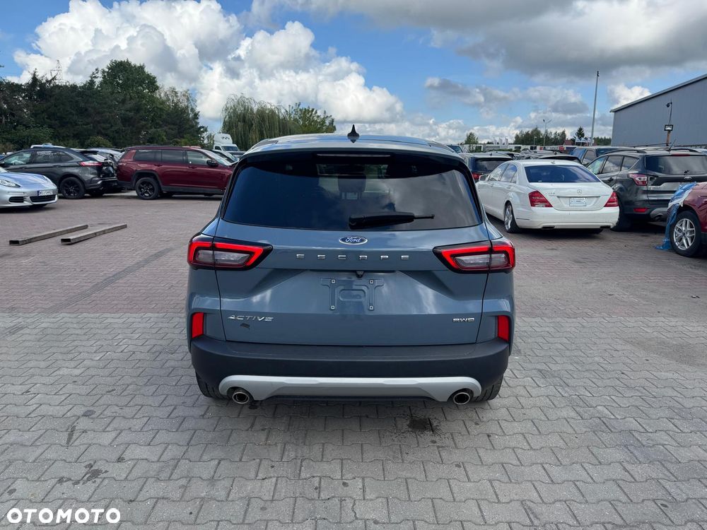 Ford Kuga - 2