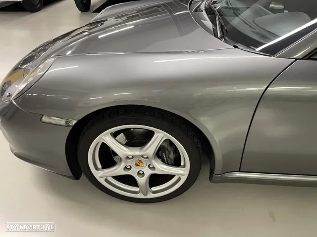 Porsche 911 Série F - 12