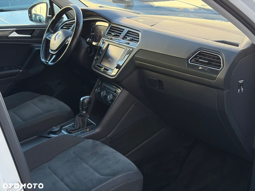 Volkswagen Tiguan - 17