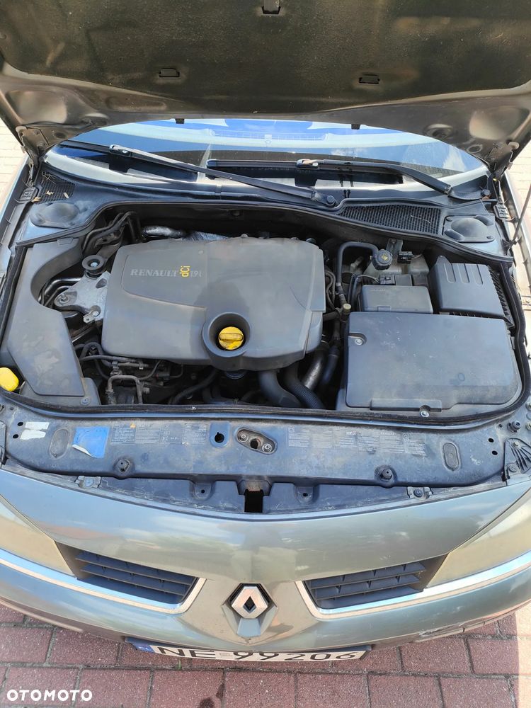 Renault Laguna 1.9 dCi Confort Dynamique - 22