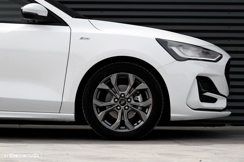 Ford Focus 1.0 EcoBoost MHEV ST-Line X Aut. - 5