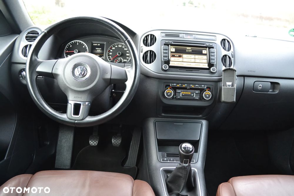 Volkswagen Tiguan 2.0 TDI Perfectline R-Style - 29