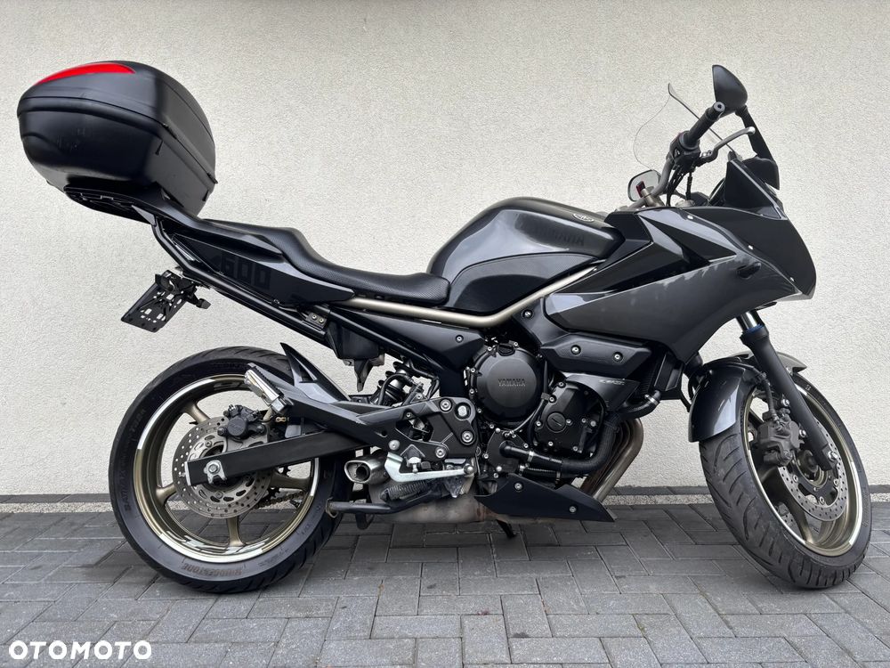 Yamaha XJ - 4