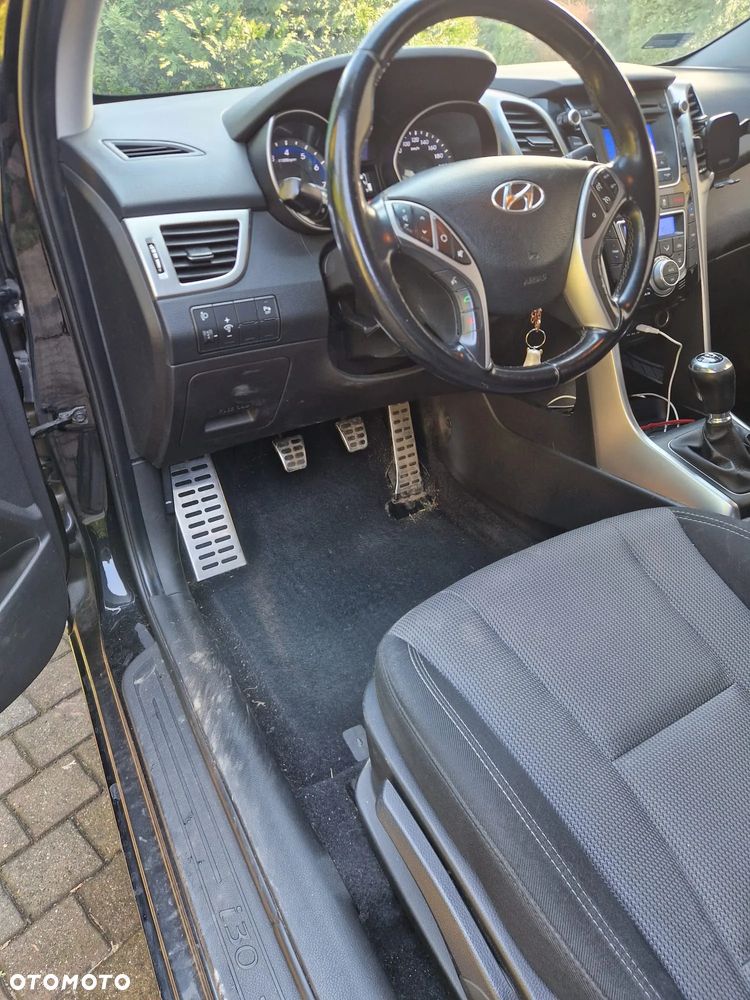 Hyundai i30 1.6 GDI Premium - 9