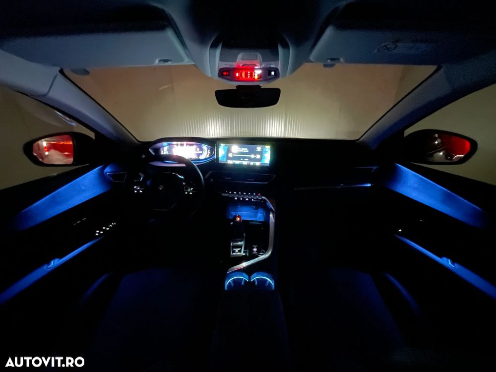 Peugeot 3008 Plug-In Hybrid 225 e-EAT8 Allure Pack - 7