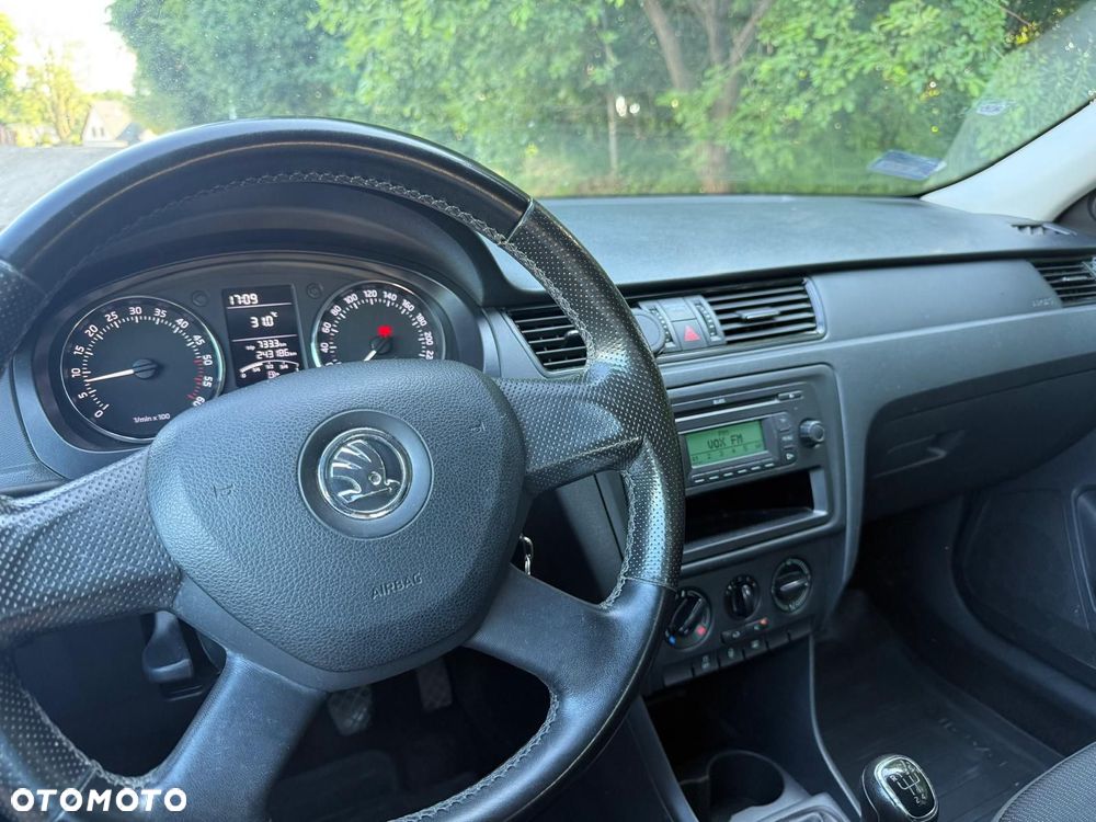 Skoda RAPID - 10