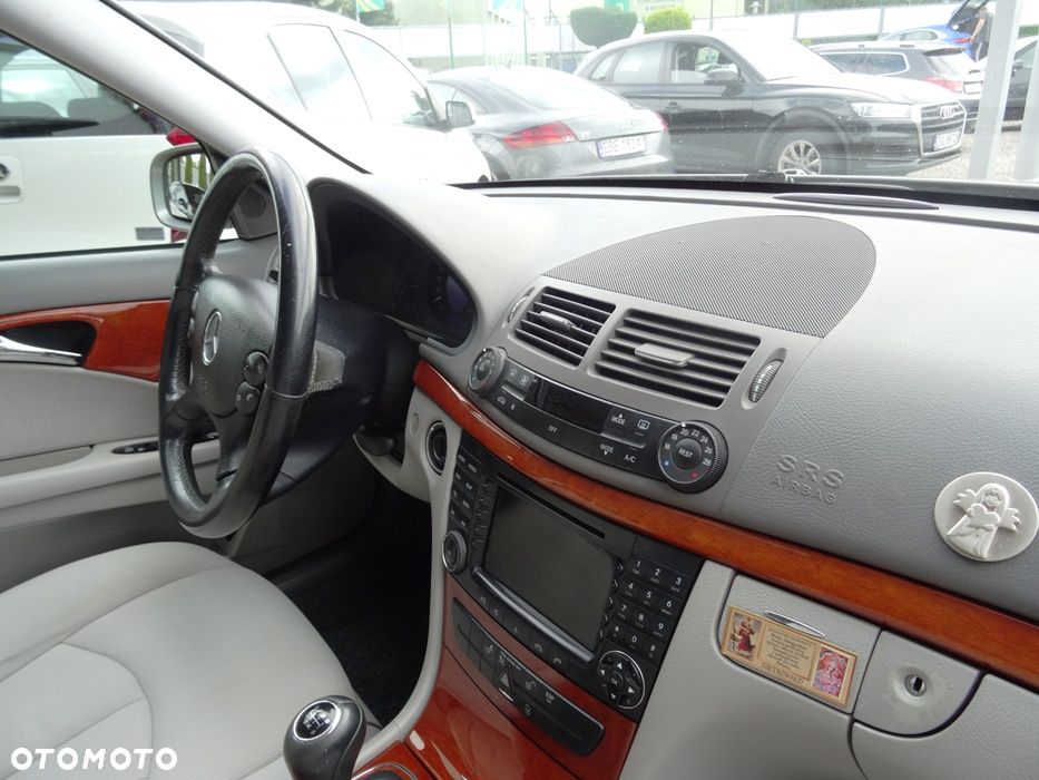 Mercedes-Benz Klasa E 200 Kompressor Avantgarde - 12